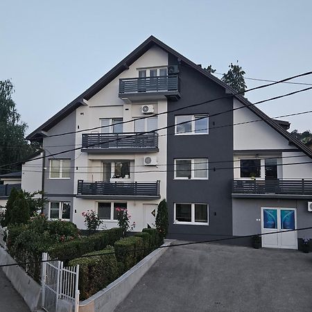Apartman Daniela SJJ Exterior foto